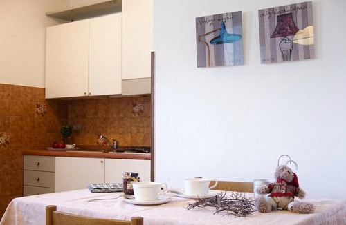 Ponte Arche Apartment | Vicino Alle Terme - Alloggio intero con parcheggio gratuito
