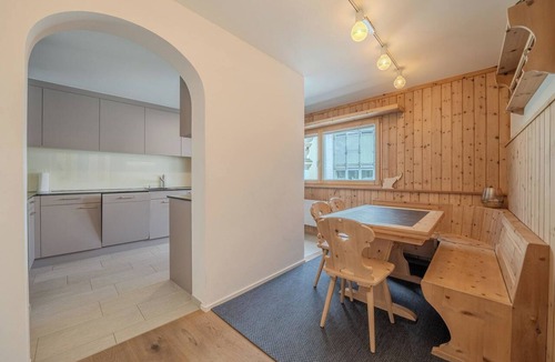 Arosa Apartment | Viktoria A44 by Arosa Vacations Appartement/Fewo, Dusche und Badewanne, 2 Schlaf by Interhome