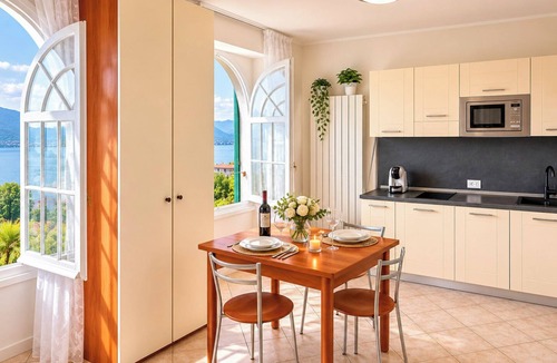Carciano Apartment | Villa Anna, Borromean Islands No. 12 by Lago Reisen