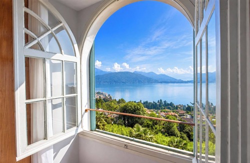 Carciano Apartment | Villa Anna, Borromean Islands No. 12 by Lago Reisen