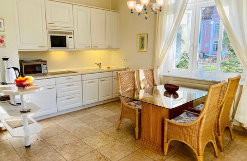 Seebad Heringsdorf Villa | Villa Caprivi App. 1C