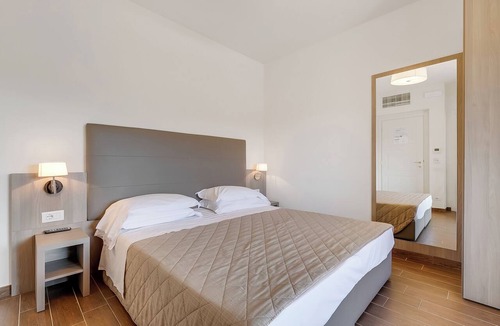 Castelletto d'Orba Hotel | Villa Carolina Comfort 3, Castelletto d’Orba, Italy