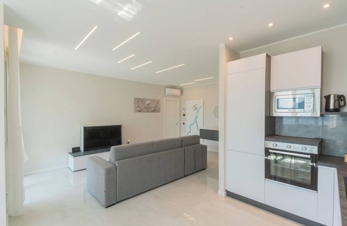Moltrasio Apartment | Villa Caterina–Diamante Lake View Garden