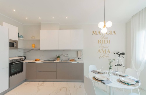 Moltrasio Apartment | Villa Caterina–Smeraldo Lake View Terrace