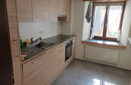 Weesen Apartment | "VILLA HI" apartment parking space included
