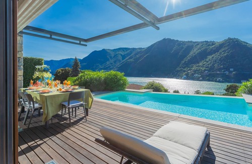 Como Villa | Villa Infinity in Como