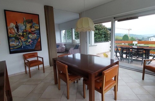 Cadrezzate House | Villa Johanna with a wonderful view, in a quiet location, with a pool (saltwater) and a garden