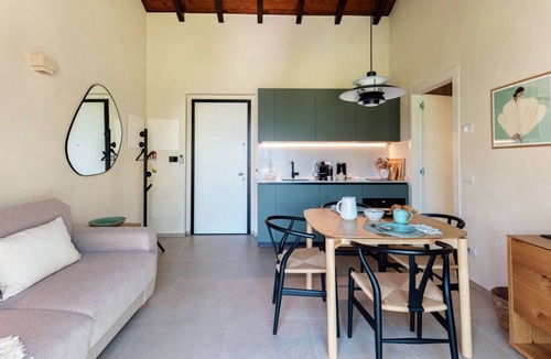 Como Apartment | Villa Maderni Hidden Lake Gem - by MyHomeInComo