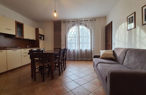 Solarolo Apartment | Villa Santa Caterina - Three-room apartment with garden and swimming pool view