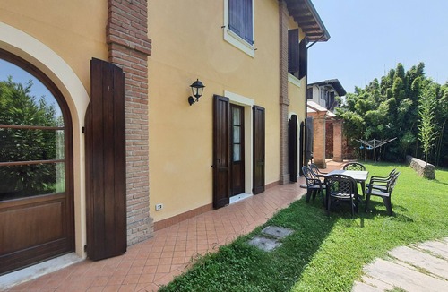 Solarolo Apartment | Villa Santa Caterina - Three-room apartment with garden and swimming pool view