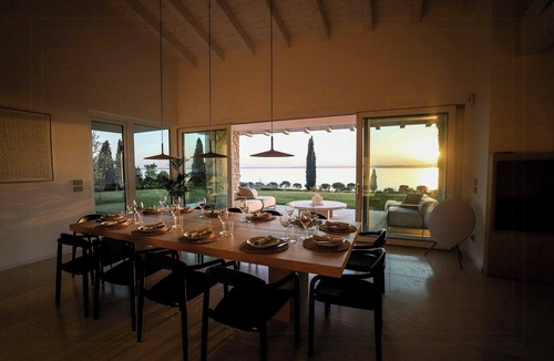 Bardolino House | Villa with infinity pool overlooking Lake Garda