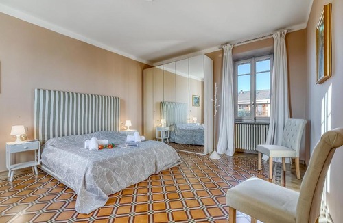 Angera Villa | Villino Maria Private Garden & Relax near Lake Maggiore - Happy Rentals