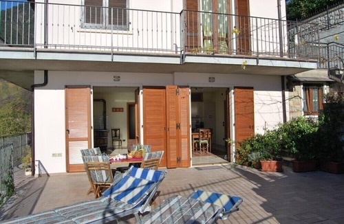 Gardola Villa | Whng. Belvedere in absolute panoramic position with a unique view of Lake Garda