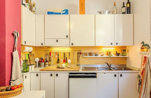 Valsolda Villa | Wonderful private villa for 5 people with WIFI, patio, pets allowed and panoramic view