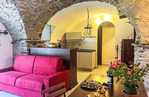 Lucinasco House | Wonderful private villa for 7 guests with WIFI and patio