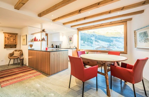 Flims House | Wonderful villa for 7 people with WIFI, TV and patio