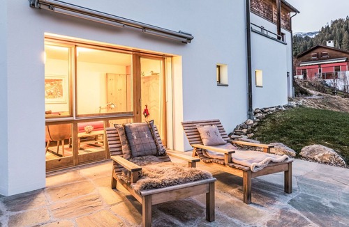 Flims House | Wonderful villa for 7 people with WIFI, TV and patio