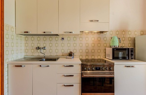 Assenza Villa | Wonderful villa for 4 guests with WIFI, A/C, TV, patio and pets allowed