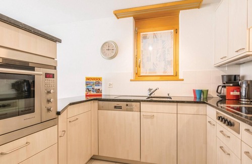 Saas-Fee Apartment | Your vacation home, the beautiful and modern apartment Dominic I is located near the ski resort Staf