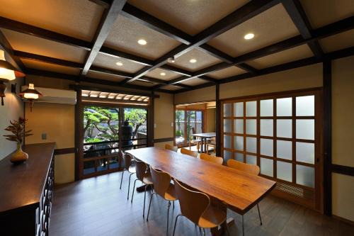 島宿栞 in Tonosho