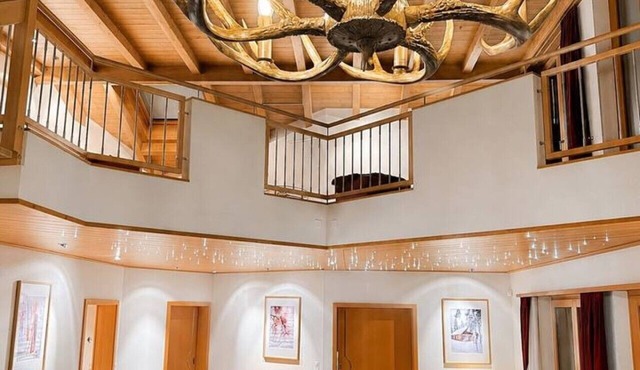 7BR Luxury Chalet near Interlaken AC 18 guests
