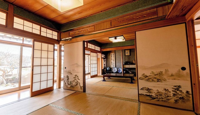 A nostalgic space Relax and unwind in a fully equipped entirehouse rental/Mihara Hiroshima in Mihara