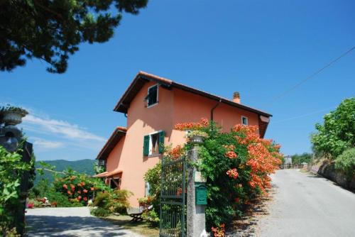 Agriturismo Terra e Cielo in Serra Riccò
