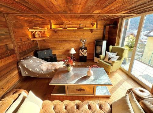 Alpine Chic Escape with Spa & Panoramic Views