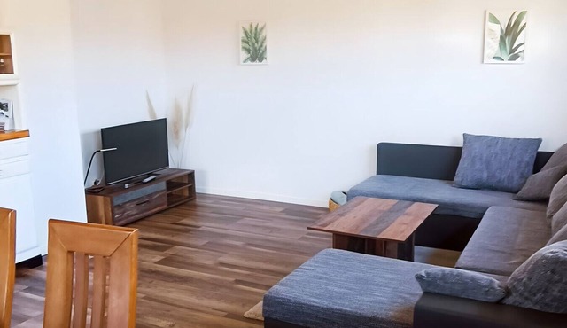 Apartment 'Am Bach' with Balcony and Wi-Fi in Müllheim im Markgräflerland