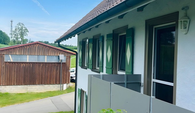 Apartment "Neu" with Mountain View, Balcony and Wi-Fi in Kressbronn am Bodensee