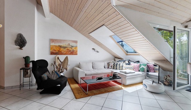 Apartment 'Seeoase' with Balcony and Wi-Fi in Radolfzell am Bodensee