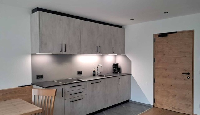 Apartment '2' with Mountain View, Shared Garden and Wi-Fi