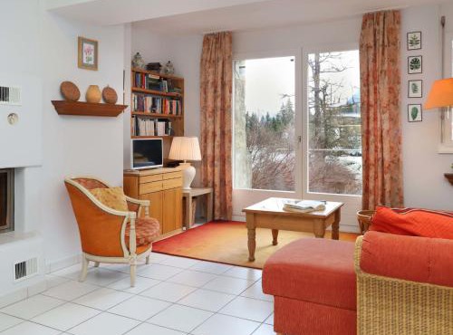Apartment Alpes et Lac 2 by Interhome