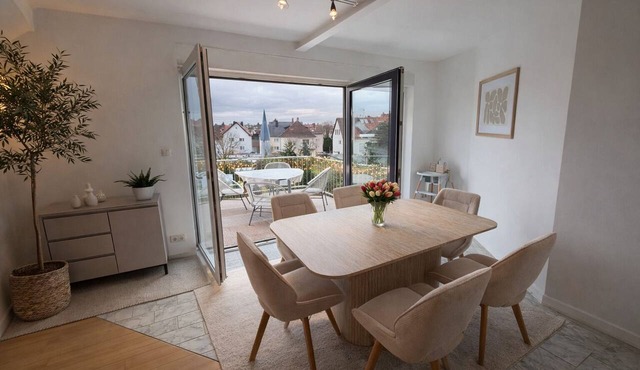 Apartment for 6 Guests - Near Frankfurt Airport (FRA) in Kelsterbach