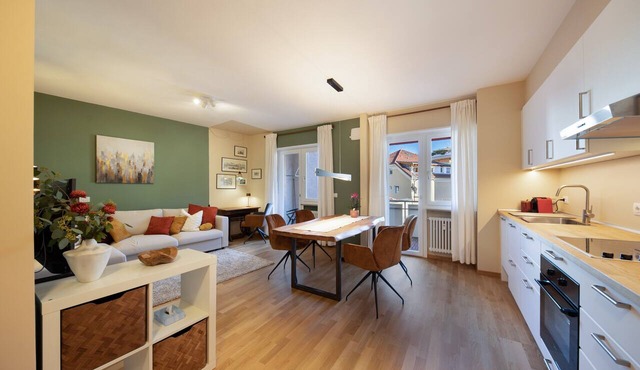 Apartment Huita with Balcony and Wi-Fi