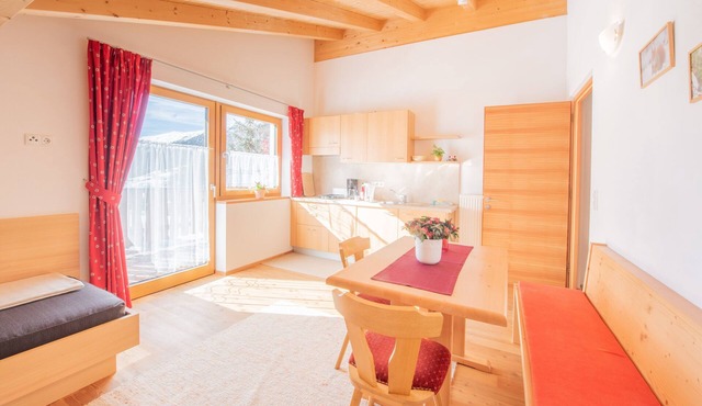 Apartment 'Inner Glieshof St Josef' with Mountain View, Sunny South Balcony & Free Wi-Fi