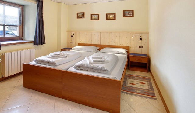 Apartment 'Loredana 1' with Mountain View, Shared Garden and Wi-Fi