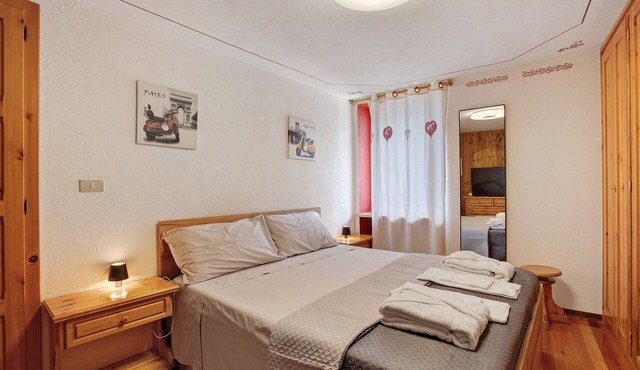 Apartment 'Ma Petite Maison' with Mountain View and Balcony in Sarre