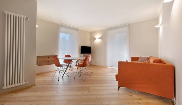 Apartment 'Pink' with Mountain View, Balcony and Wi-Fi in Carisolo