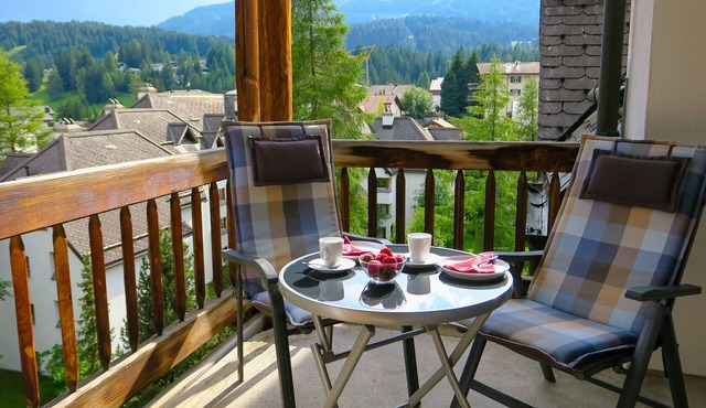 Apartment with mountain view and spa access in Lenzerheide/Lai