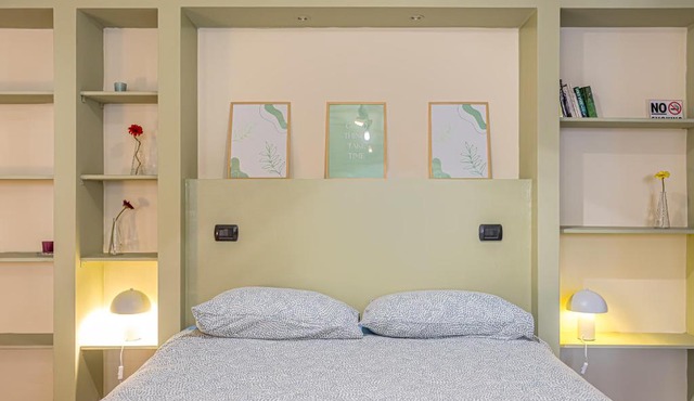 Appartamento Aleph with private parking, next train station