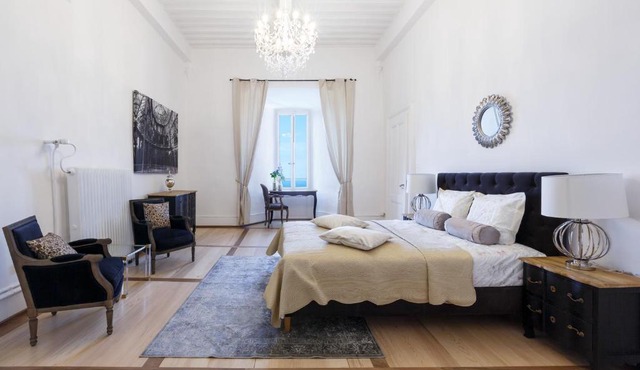 Authentic Middle Ages apartment in the Castle