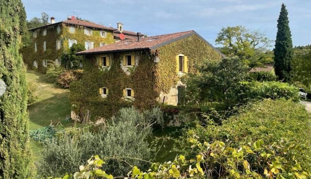 Barn with stone vaults between Verona and Garda