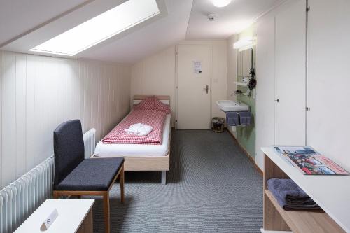 Basic Rooms Jungfrau Lodge