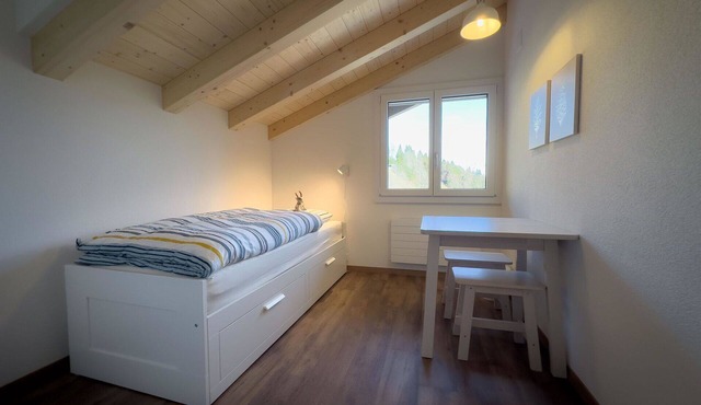 Beautiful apartment for 6 guests with WIFI, TV and balcony