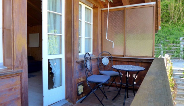 Beautiful apartment for 4 guests with WIFI, TV and balcony