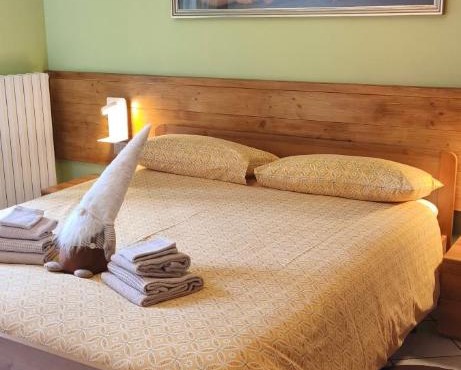 Bernina Express Apartment Il cuore di Lara e Stefy right in front of the train station, with garden and free parking in Tirano