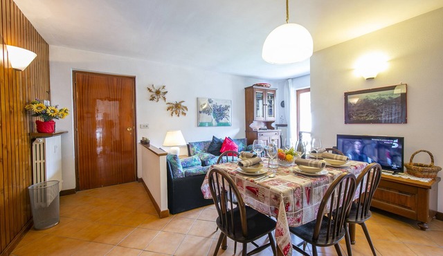 Bramé La Fam 32 in the City center, Bardonecchia, Italy