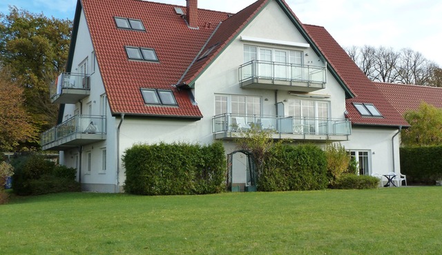 Bright and friendly apartment with comfortable amenities near the beach. in Barendorf