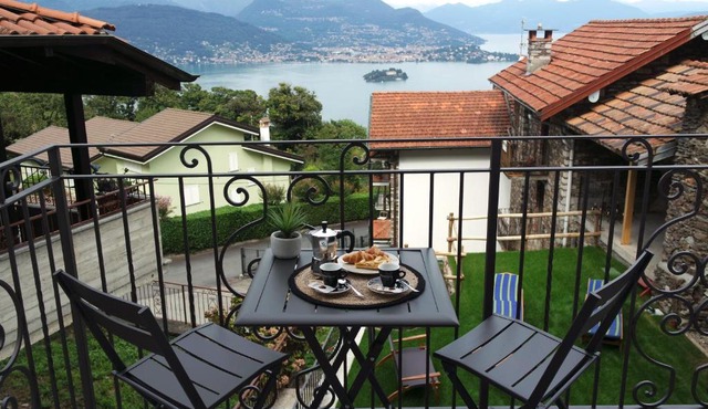 Cà di Cambret with lake View